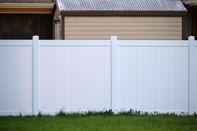Vinyl Fence Construction